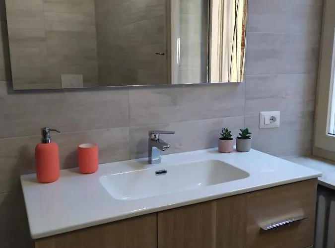 L'ibiscus E Il Mare *